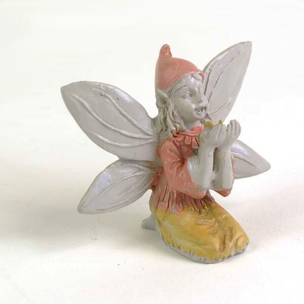 Billede af Kneeling butterfly fairy / Knælende sommerfuglefe fra Fiddlehead Fairy Garden